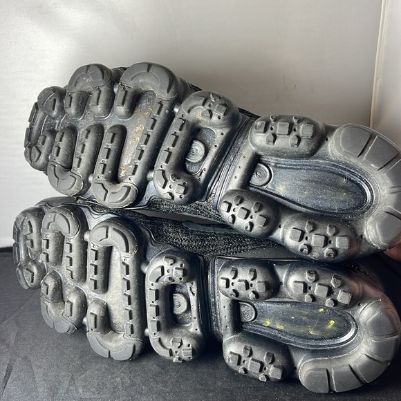 Nike Air Vapormax Flyknit 3 Triple Black Mens Size 9 AJ6900-004 Running - Picture 9 of 13